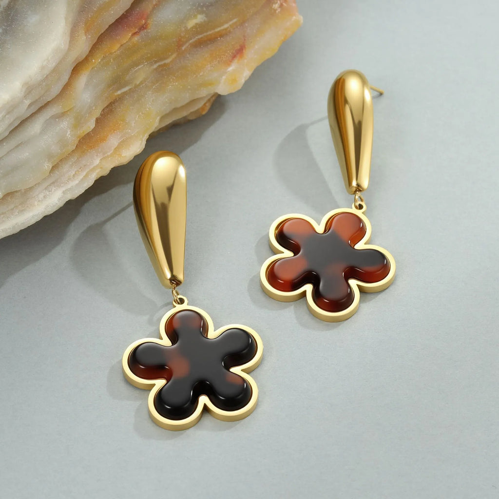Tortoiseshell resin hawksbill colour earrings with 18K gold electroplating in heart-shaped and flower geometric designs