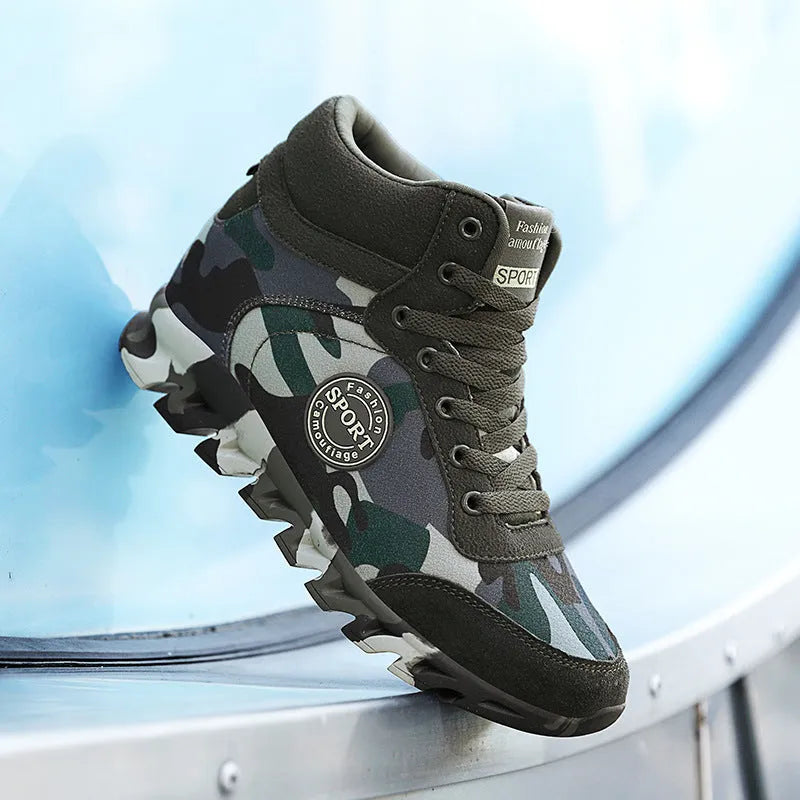 Women's green camouflage canvas sneakers with rubber soles and lace-up closure