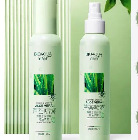 150ml bottle of refreshing moisturising toner with a spray pump for fine mist application.