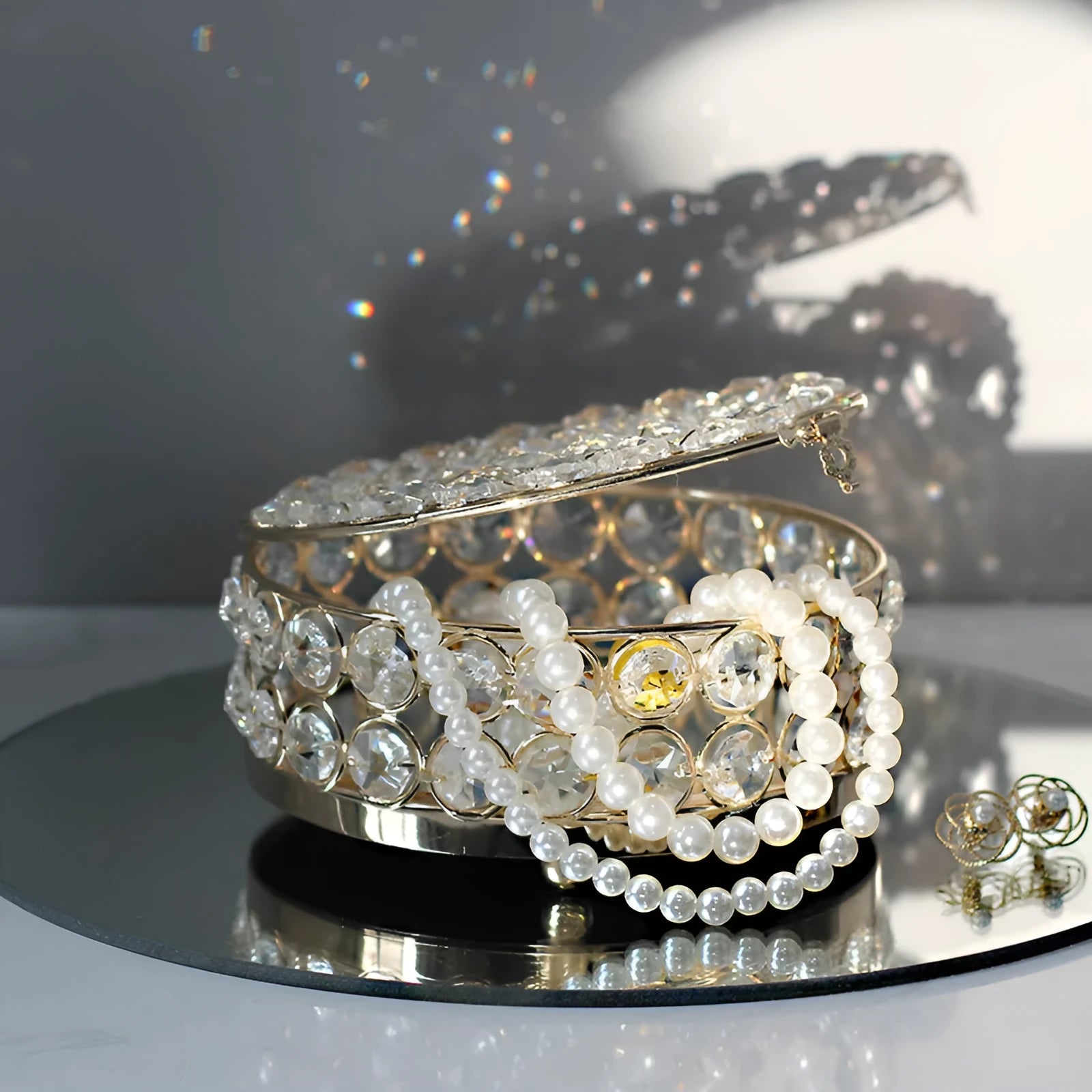 European-style jewellery box with crystal glass panels and French gold iron frame for visible storage