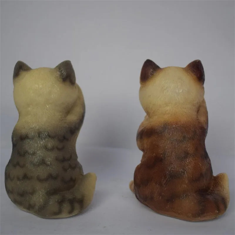 Brown cat-shaped solar-powered lawn light for garden decoration