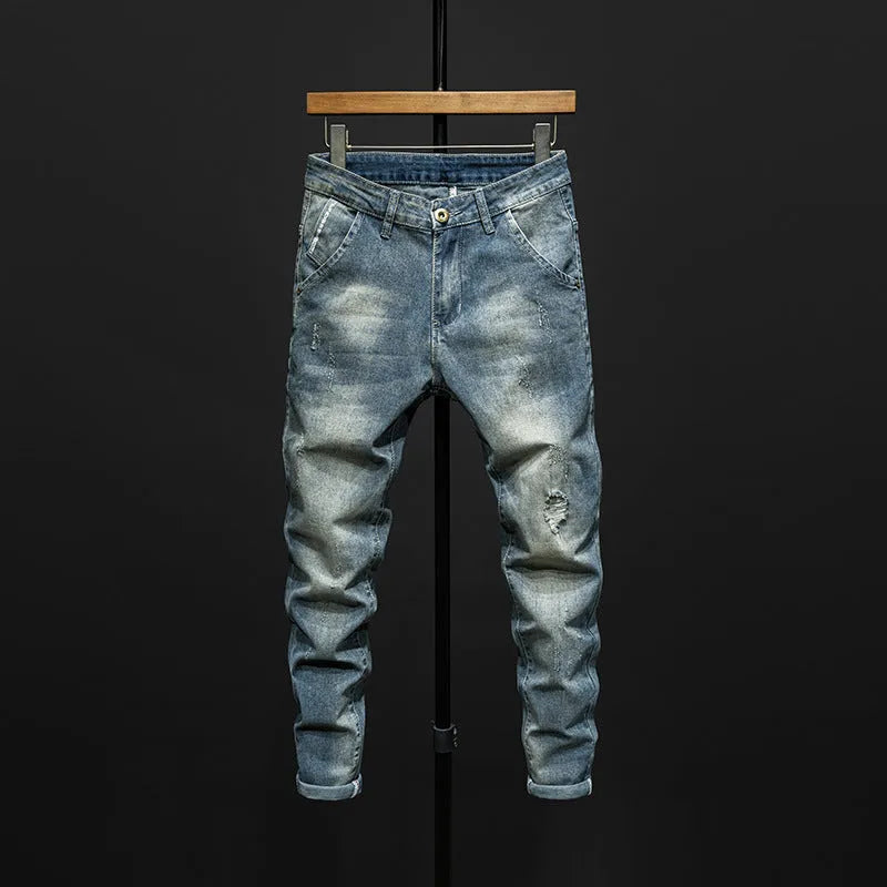 Man wearing dark blue skinny fit stretch denim jeans for casual wear