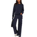 Women's polyester two-piece sports suit leisure set in various colours with regular sleeves and trousers