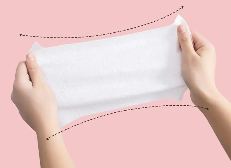 Pack of 10 pet wipes for eye tear stain removal, non-woven fabric with fruit vitamin C