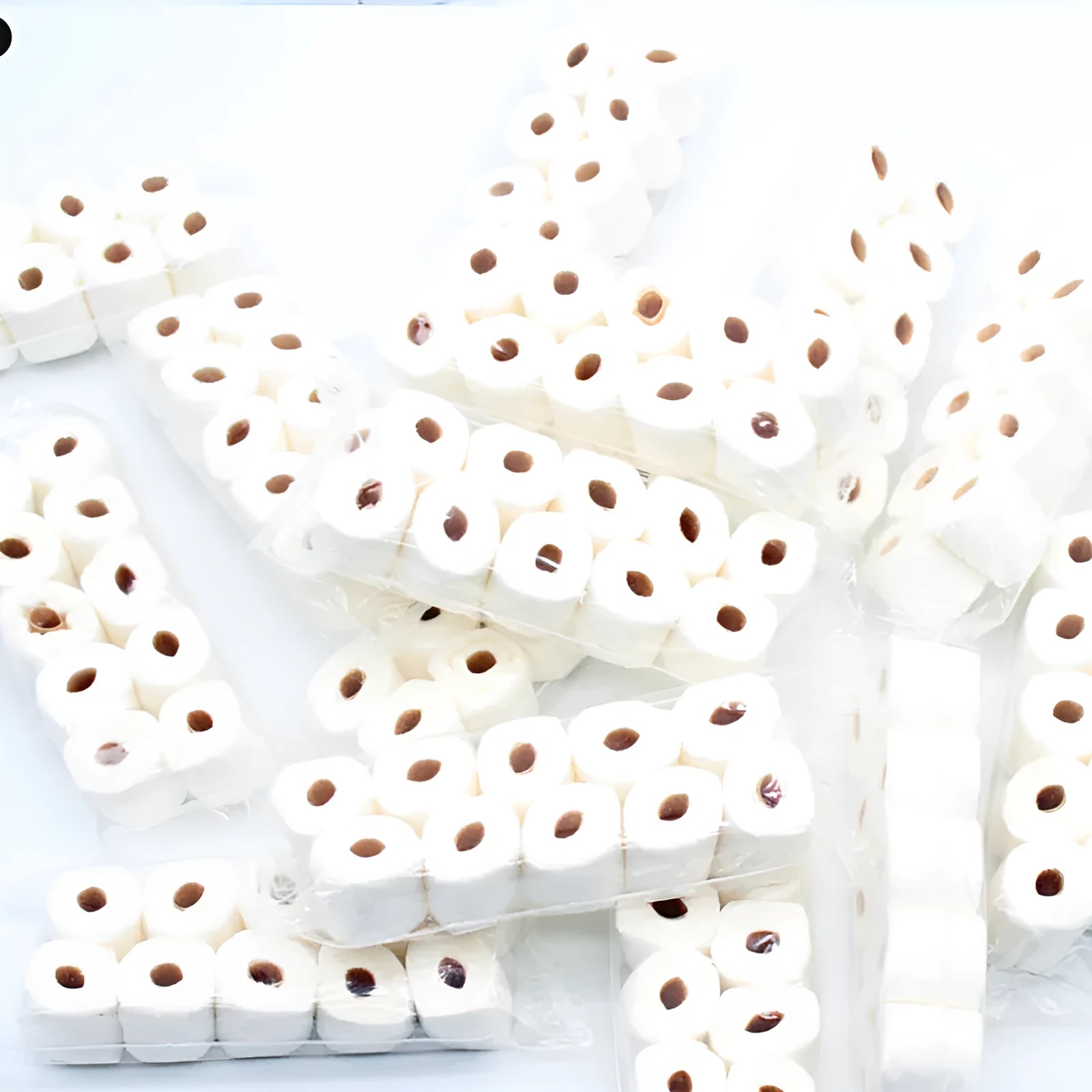 Miniature simulated paper toilet paper roll model for childrens play, dimensions 30mm by 15mm by 80mm.
