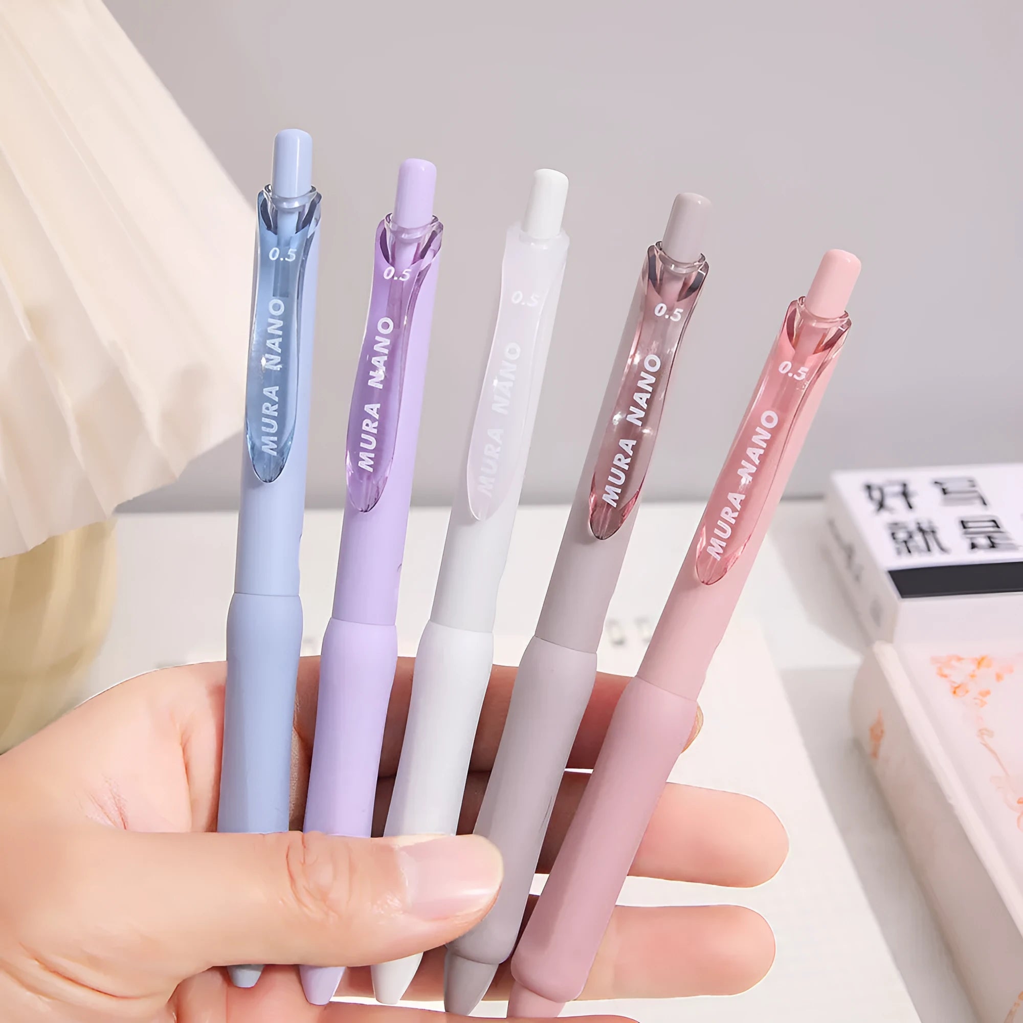 Macaron colour press gel pen with 0.5mm tip and three smoked ink colour options