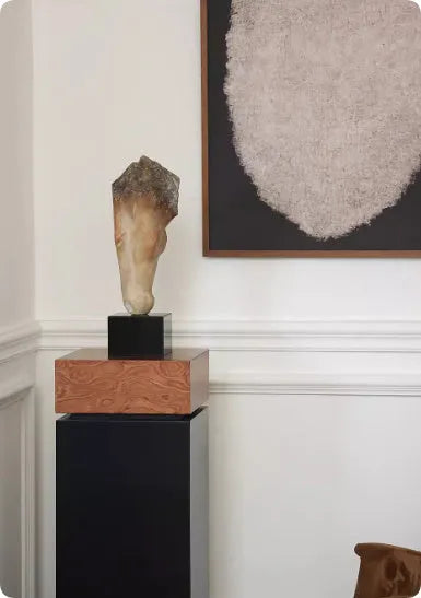 French retro abstract horse head desktop sculpture ornament with carved surface, 50cm tall.
