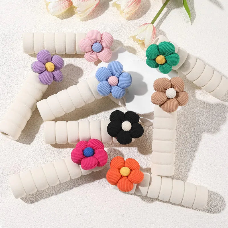 Round flower-pattern door handle protective cover in PEVA material for anti-collision home protection
