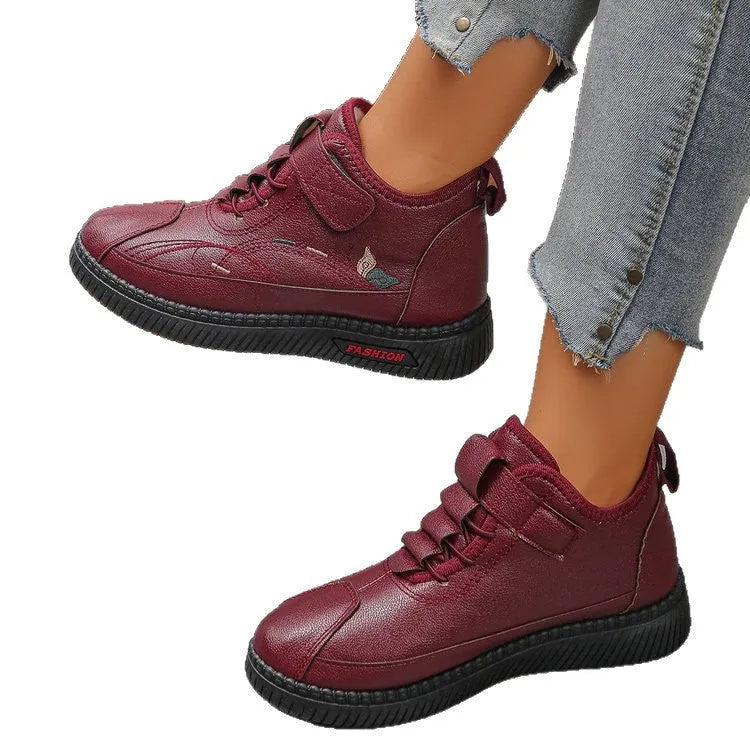 Women's black and red velvet slippers with non-slip rubber soles and hollow-out design
