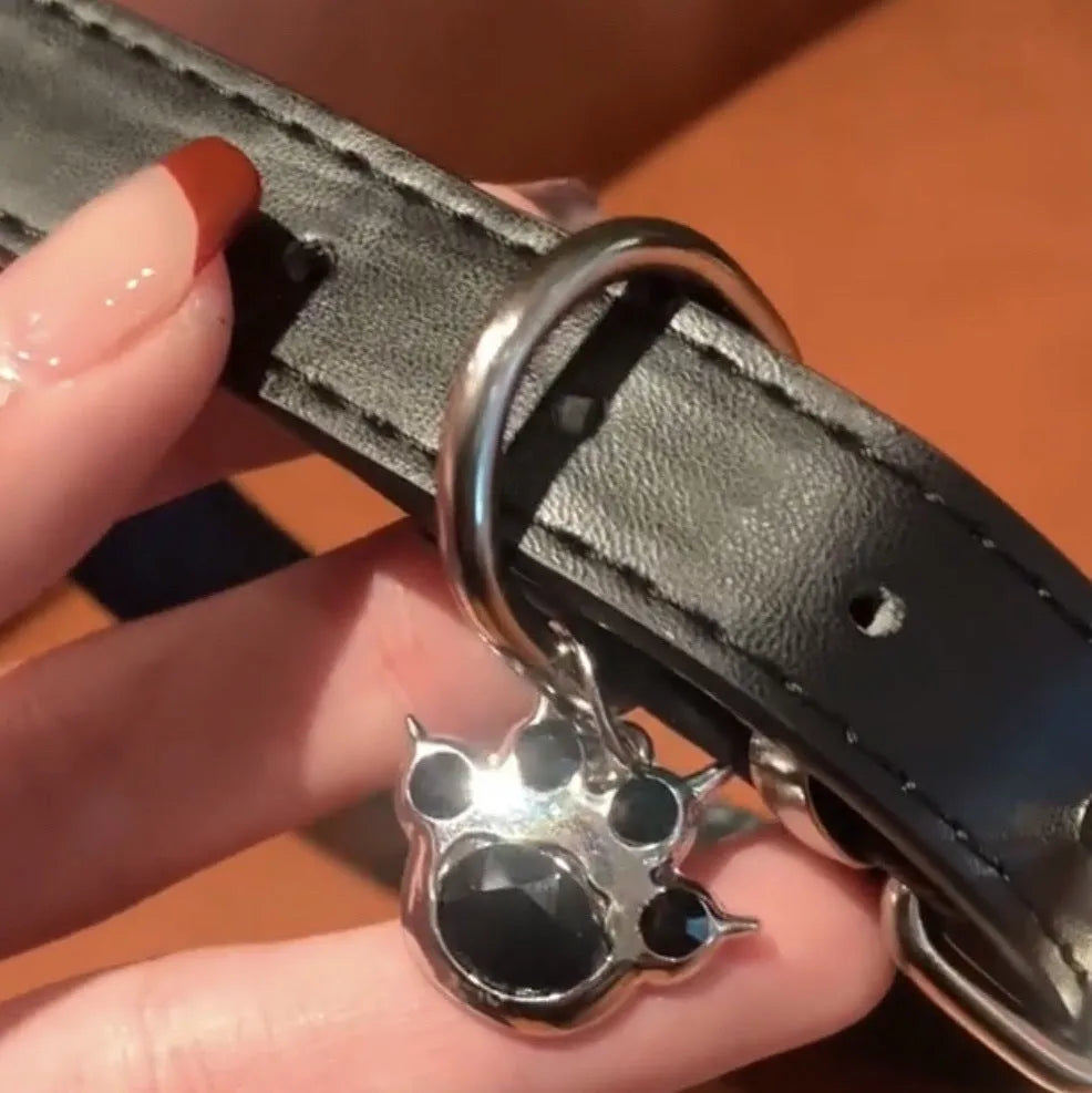 Black little bell shape pet collar with regular chain and adjustable perimeter 21-50cm
