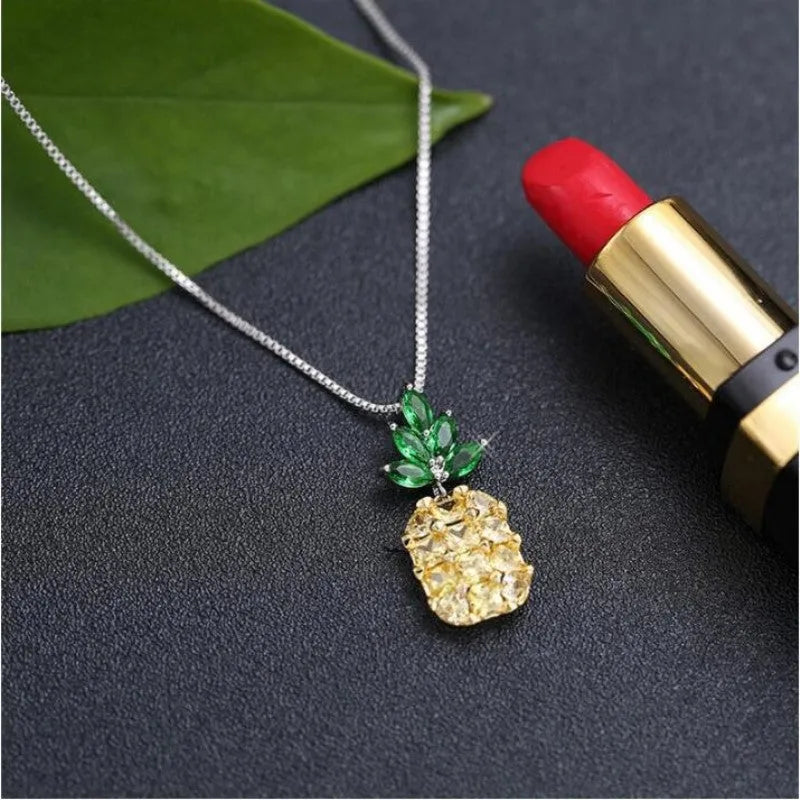 Korean fashion women's necklace with geometric pineapple diamond pendant in silver and copper white gold plating
