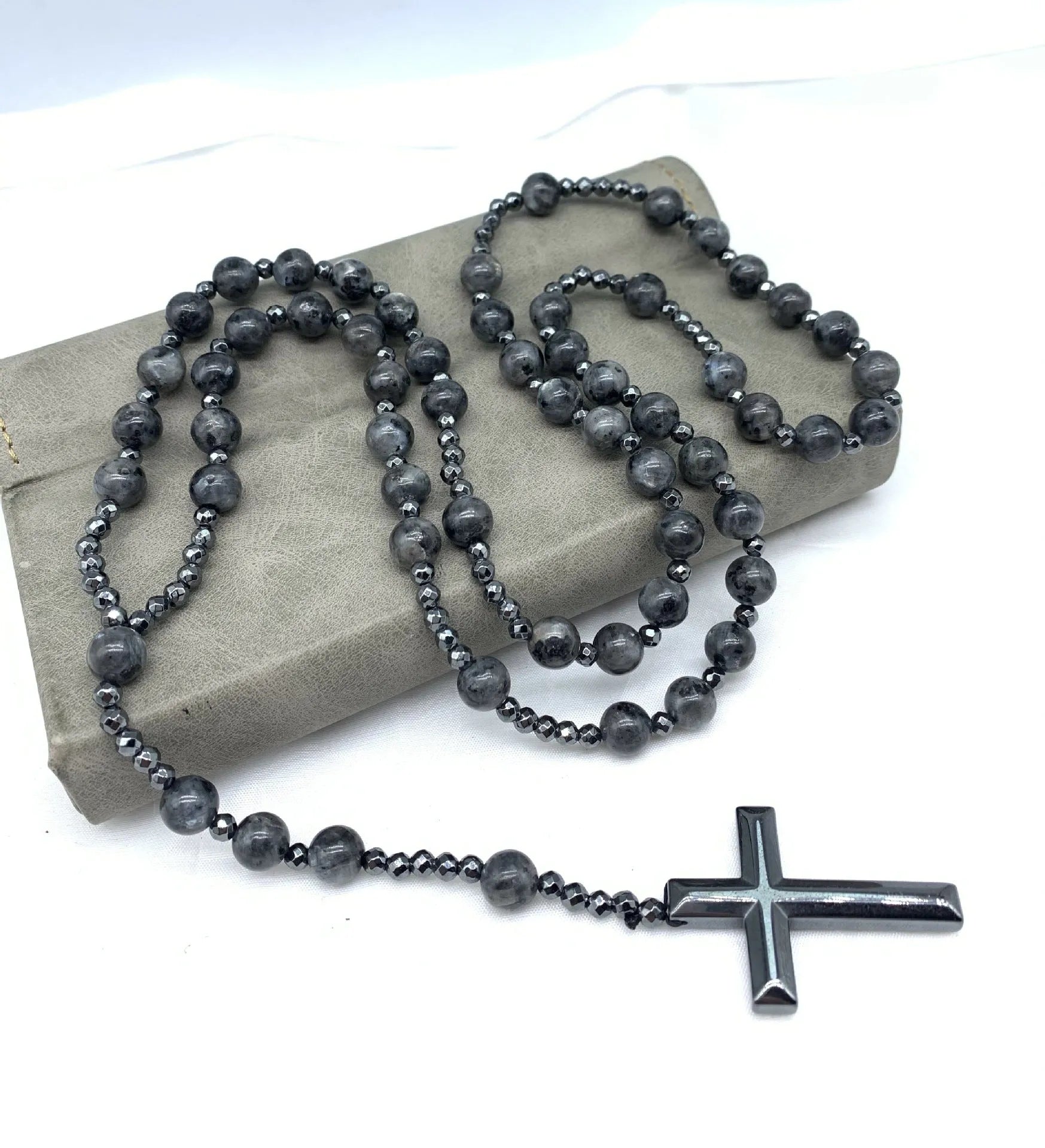 Men's hand-woven stone cross pendant necklace with ball bead chain 80cm unisex geometric design