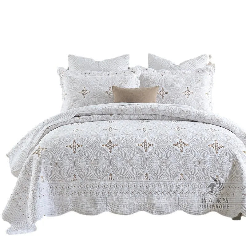 European-style embroidered pure cotton bed cover set with clip sheets design on 1.8m bed