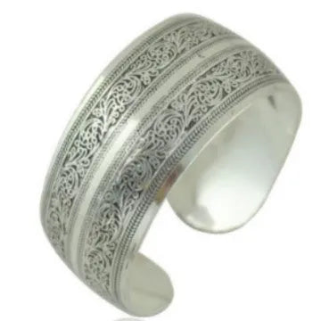 Carved openwork Miao silver style bracelet with Roman shape in alloy material