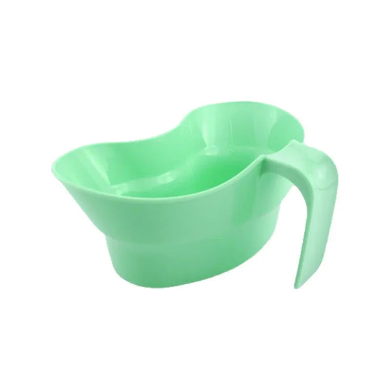 Green plastic mouthwash cup for bedridden patient oral care with 300ml capacity