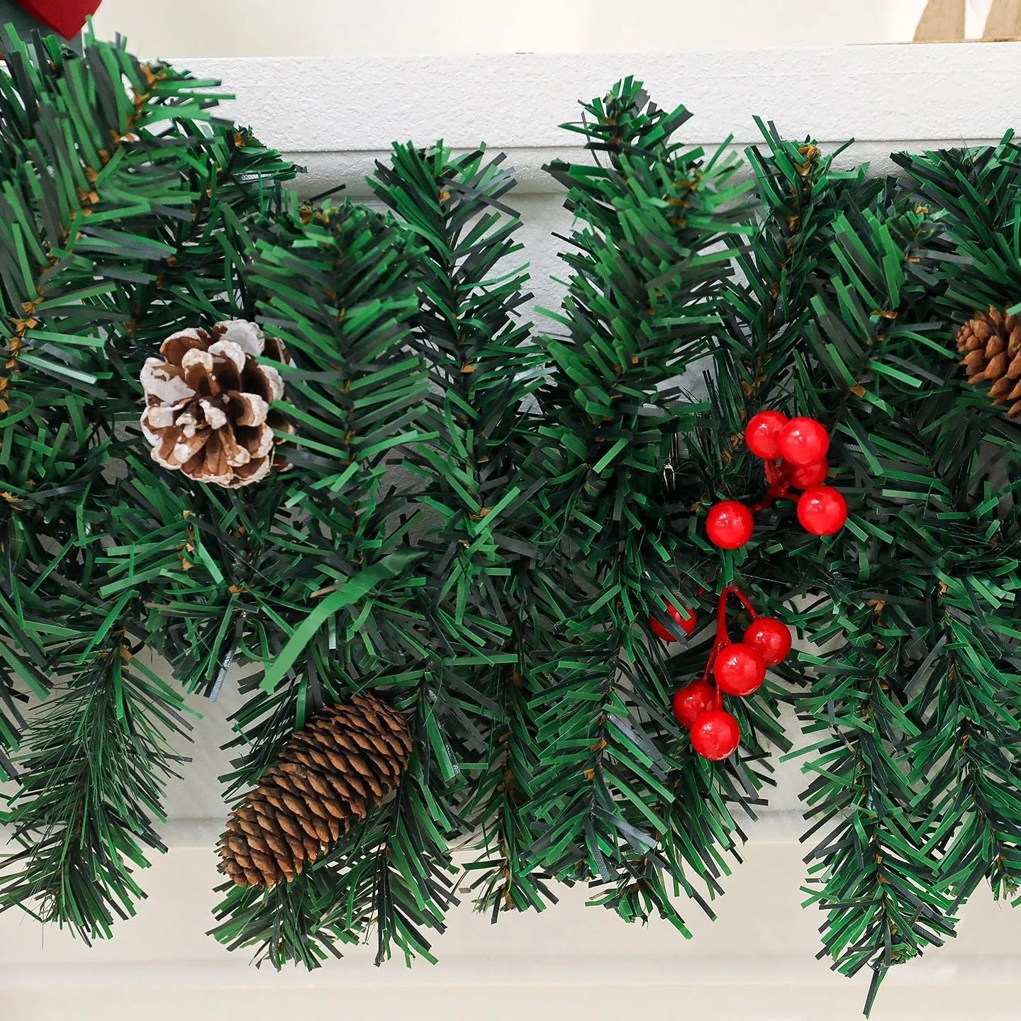 European style Christmas decorative pine cone bow rattan showcase arrangement with PVC construction