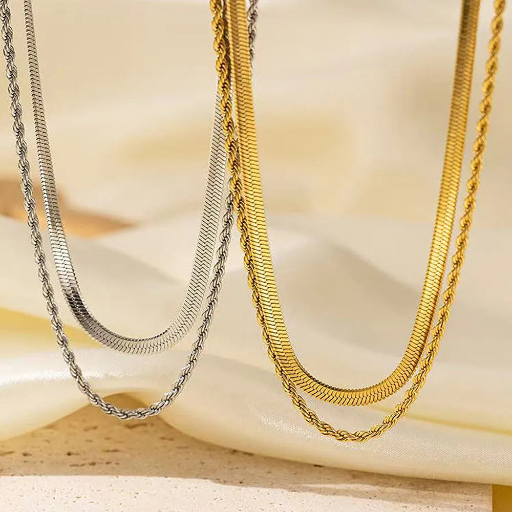 Women's retro double-layer twist geometric necklace with adjustable snake bones chain