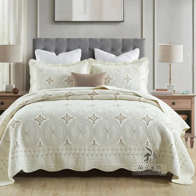 European-style embroidered pure cotton bed cover set with clip sheets design on 1.8m bed