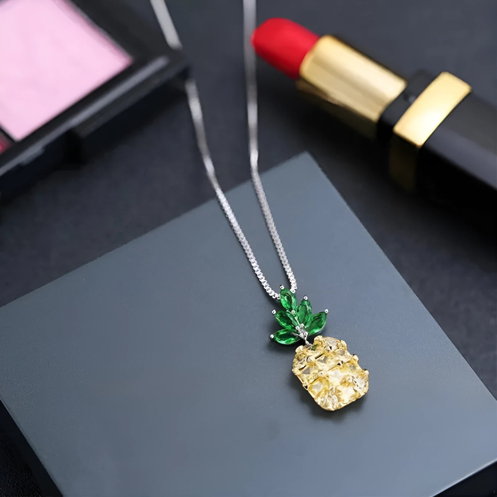 Korean fashion women's necklace with geometric pineapple diamond pendant in silver and copper white gold plating