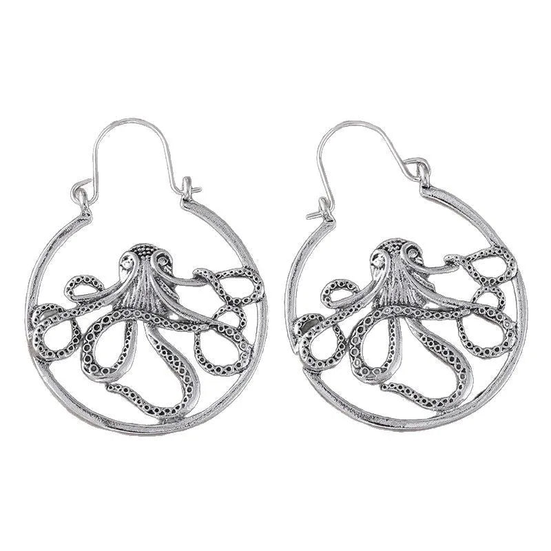 Vintage style octopus earrings in antique silver finish with detailed animal sculpture design