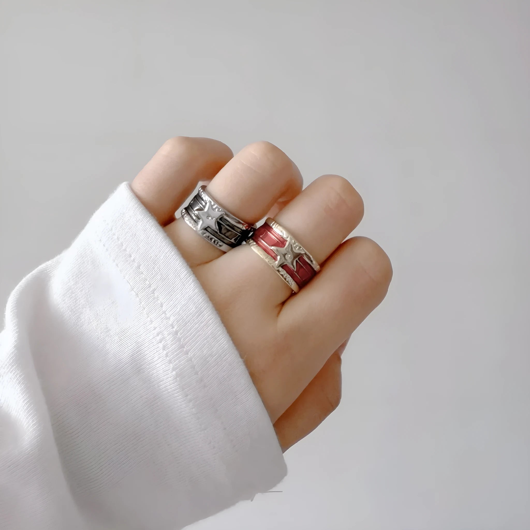Adjustable copper ring with retro distressed geometry design and lines pattern.