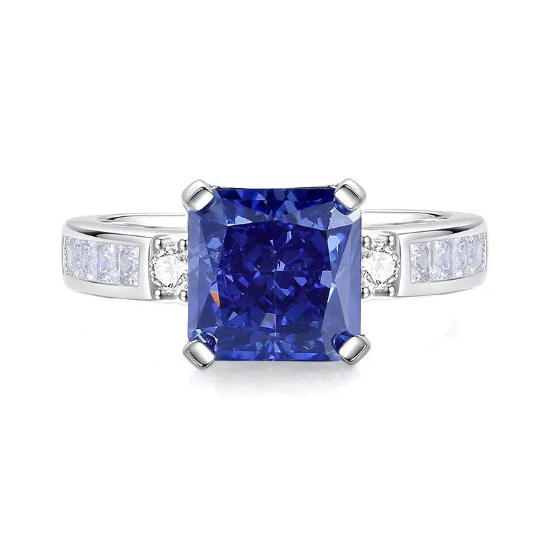 Heart-shaped sterling silver women's ring with an ice flower cut Tan Sang zircon.