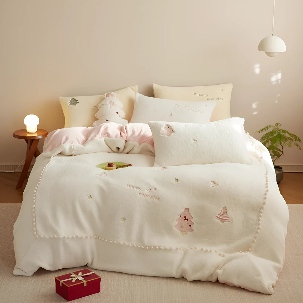 Milk fibre bedding four-piece set with Christmas tree pattern in green or pink for beds from 1.2m to 2.0m wide