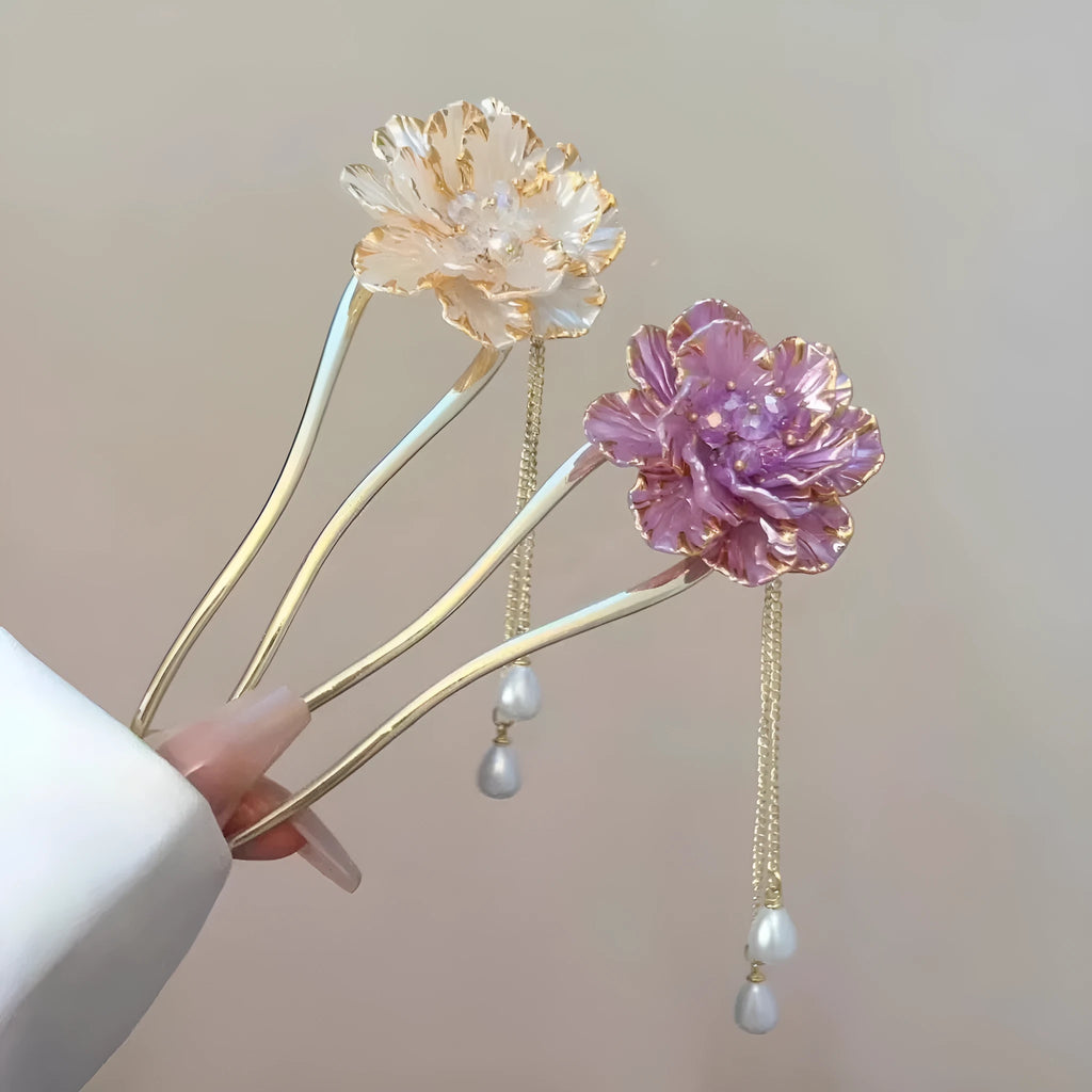 Purple and white retro alloy U-shaped hairpin with peony flower and tassel design.