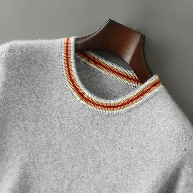 Men's pure wool short sleeve sweater with round neck in grey showing standard knit texture