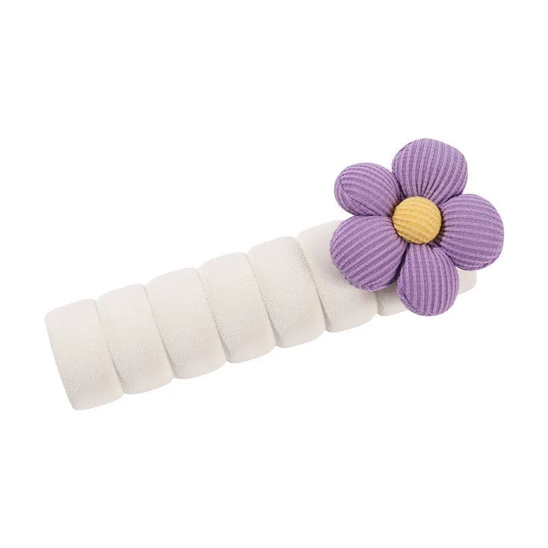 Round flower-pattern door handle protective cover in PEVA material for anti-collision home protection