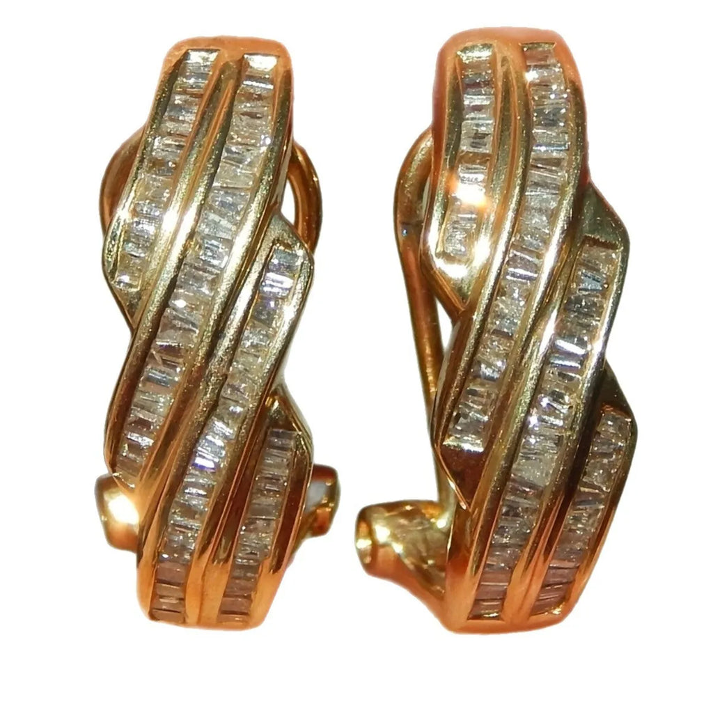Geometric copper earrings with gold finish and round retro design elements