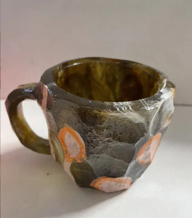 400ml resin coffee mug with handle in a choice of colours including blue, purple, and rock pattern.