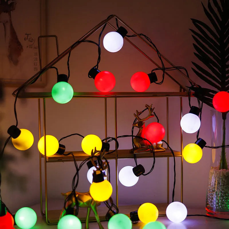 10 metre solar decorative string lights with 40 LED bulbs on black wire for outdoor tent decoration