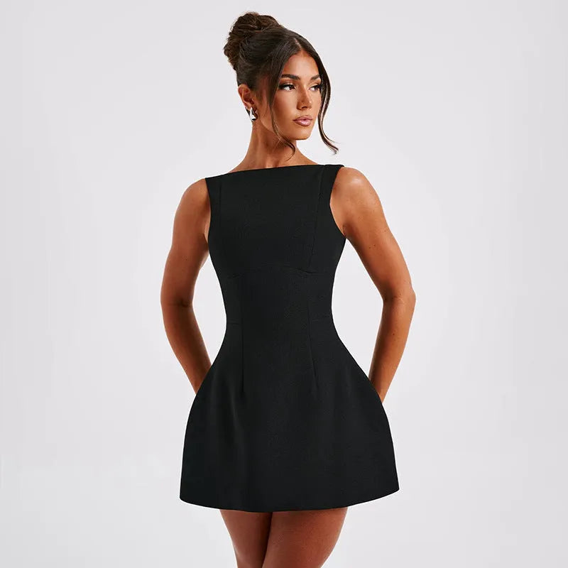 Slim-fitting backless summer dress with sling straps in a choice of colours