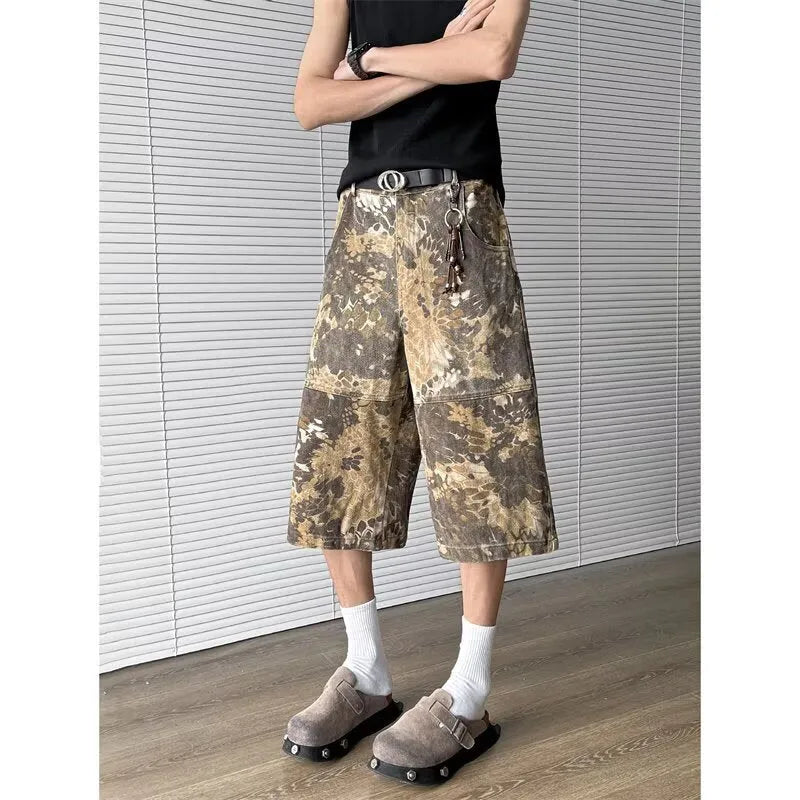Yellow snake pattern camouflage jeans with cropped length and printed design