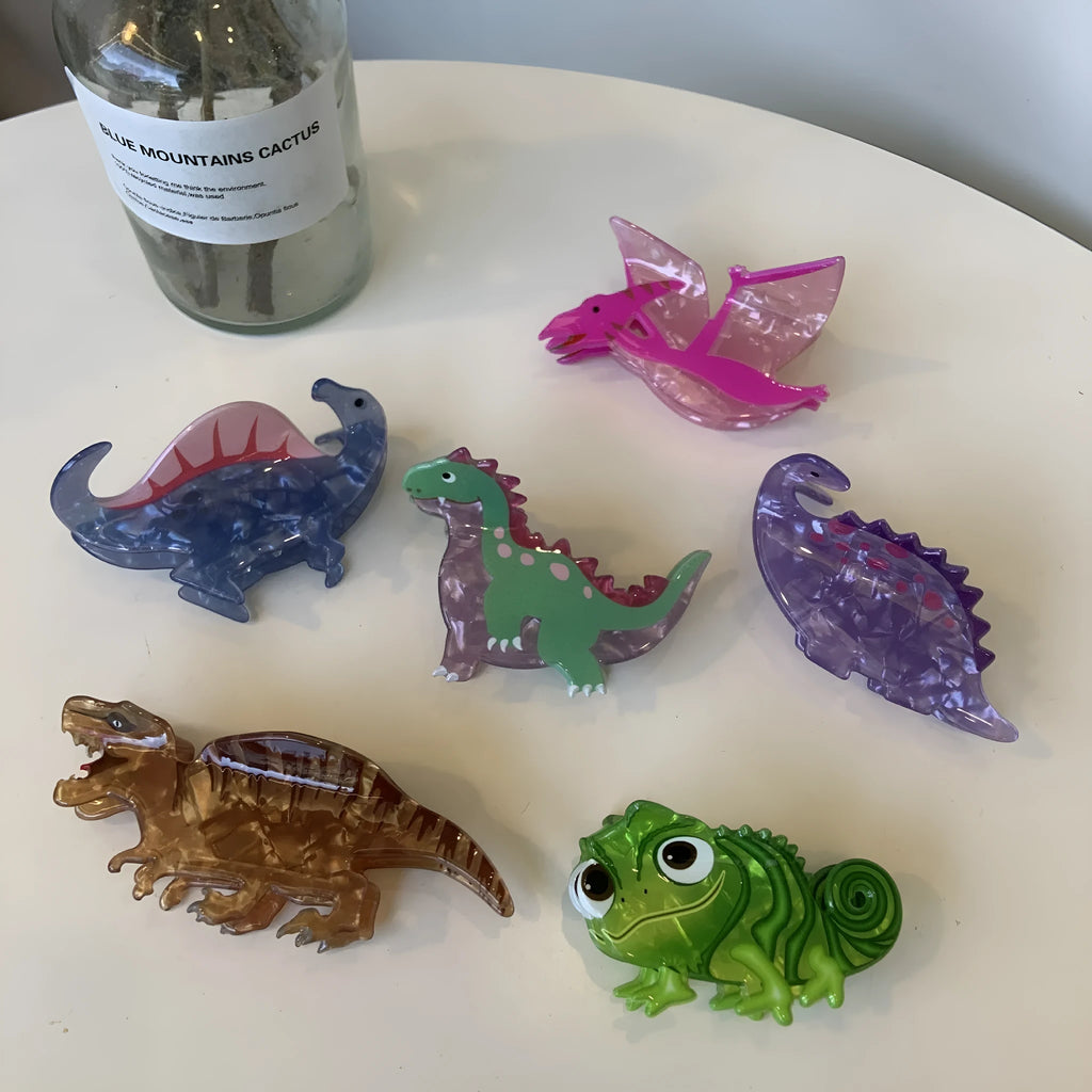 Handmade acrylic dinosaur jaw clip hair grip in pink pterosaur design for women