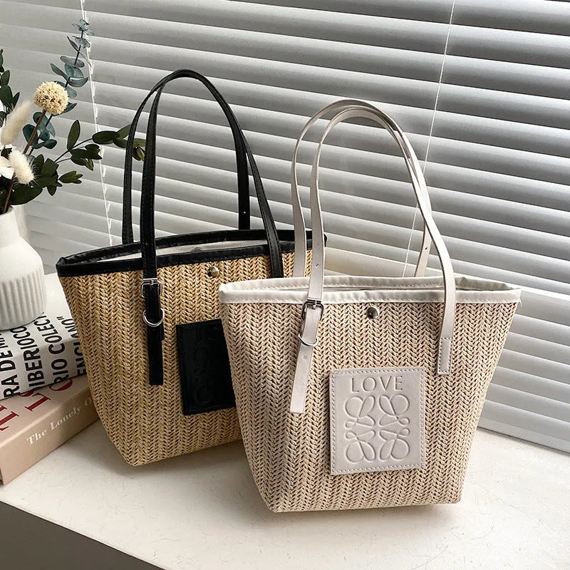Straw woven women's shoulder bag in white or black with large capacity and retro sewing thread details