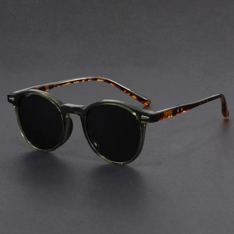 Ultra-light round frame retro sunglasses with polarised UV protection lenses in Sand Black colour