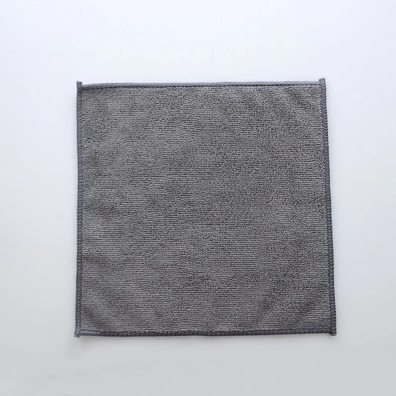 Grey microfiber kitchen cleaning cloth measuring 25x25cm for oil and decontamination