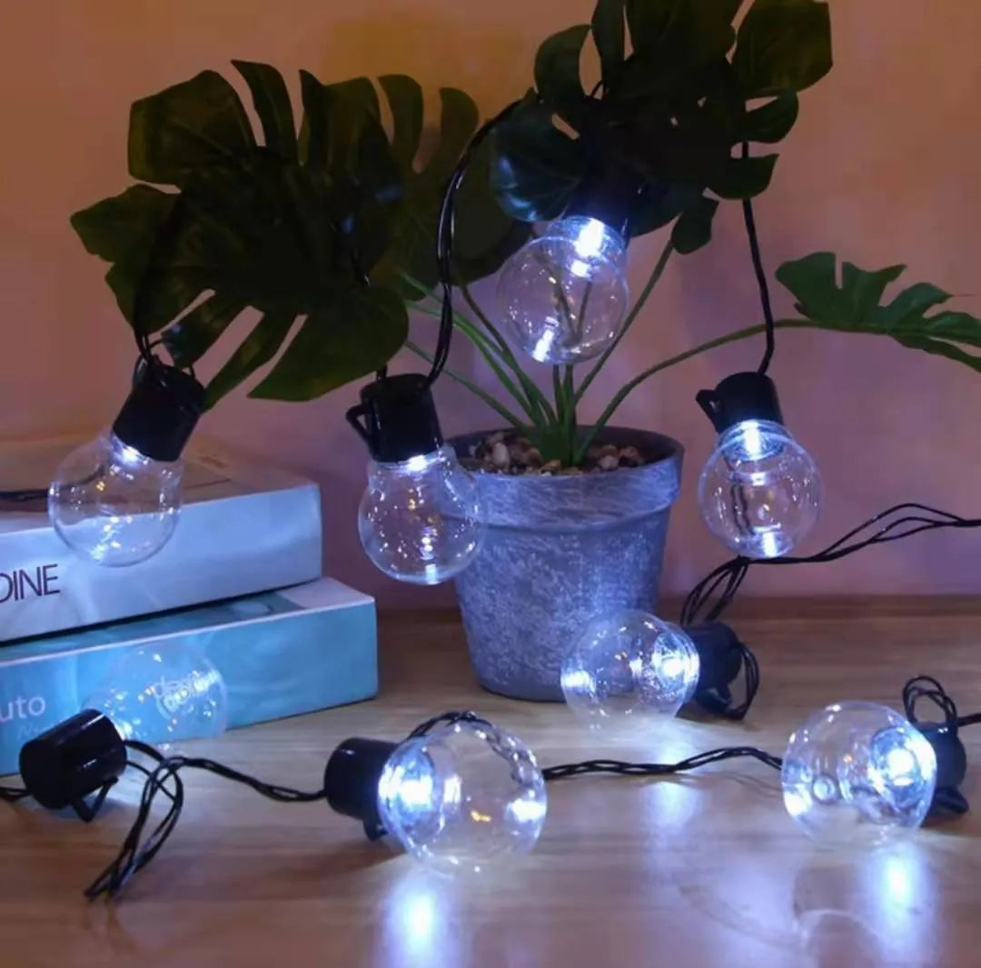 10 metre solar decorative string lights with 40 LED bulbs on black wire for outdoor tent decoration