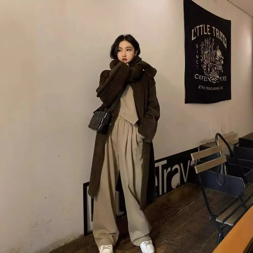 Women's khaki casual sports suit with loose fit top and trousers in Japanese Korean style