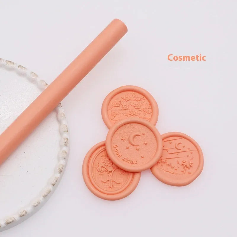 Round wax seal stick 11mm x 13mm in gold colour for envelope sealing with paint gun