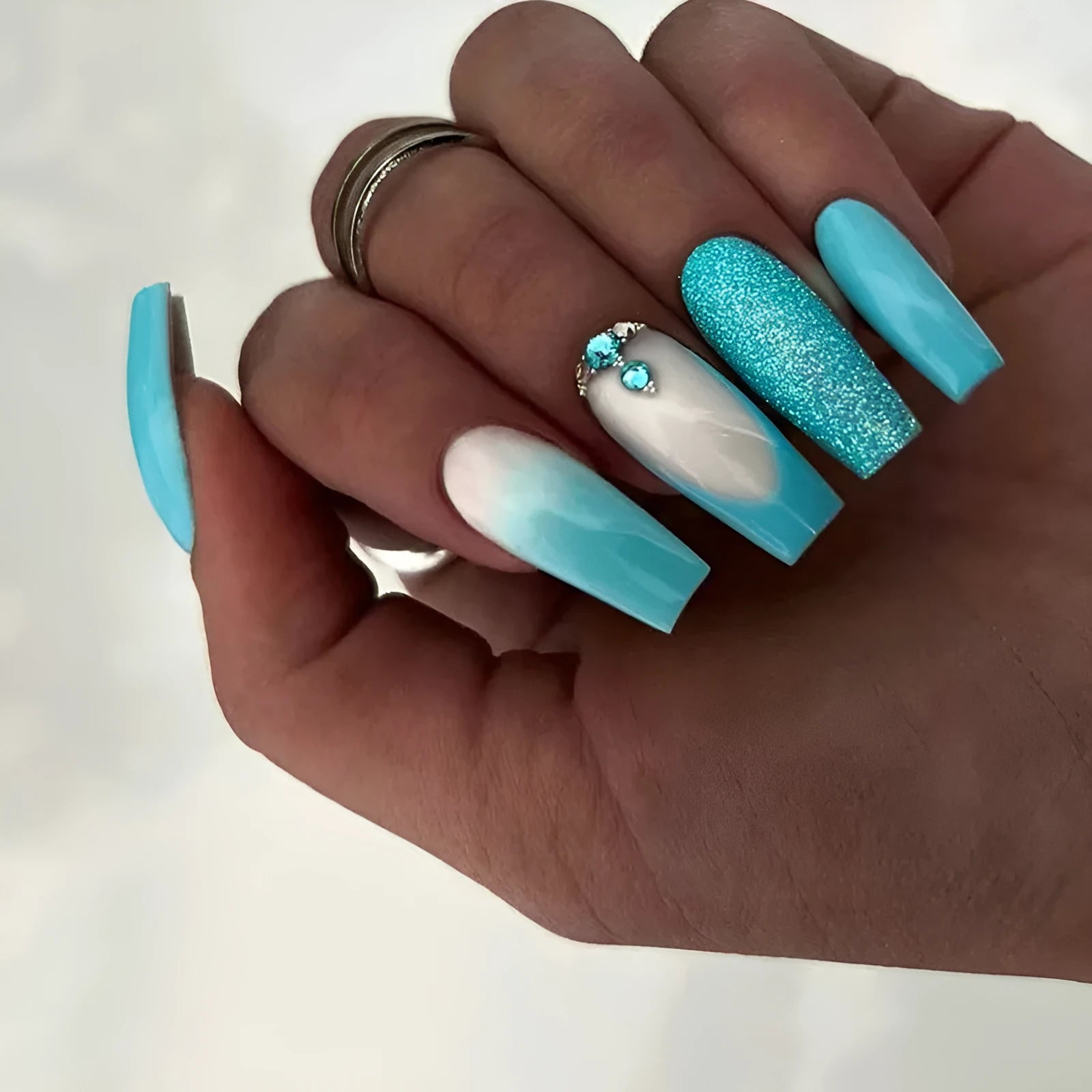 Smart blue diamond artificial long ballet nails with debris salt decorative design