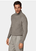 Cashmere men's high-neck knitted sweater in oat colour, long sleeves, 100% goat hair pullover