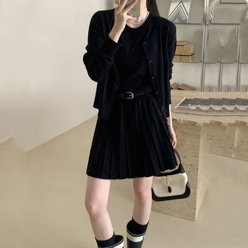 Women's art retro knitted two-piece set with vest skirt and long-sleeved cardigan
