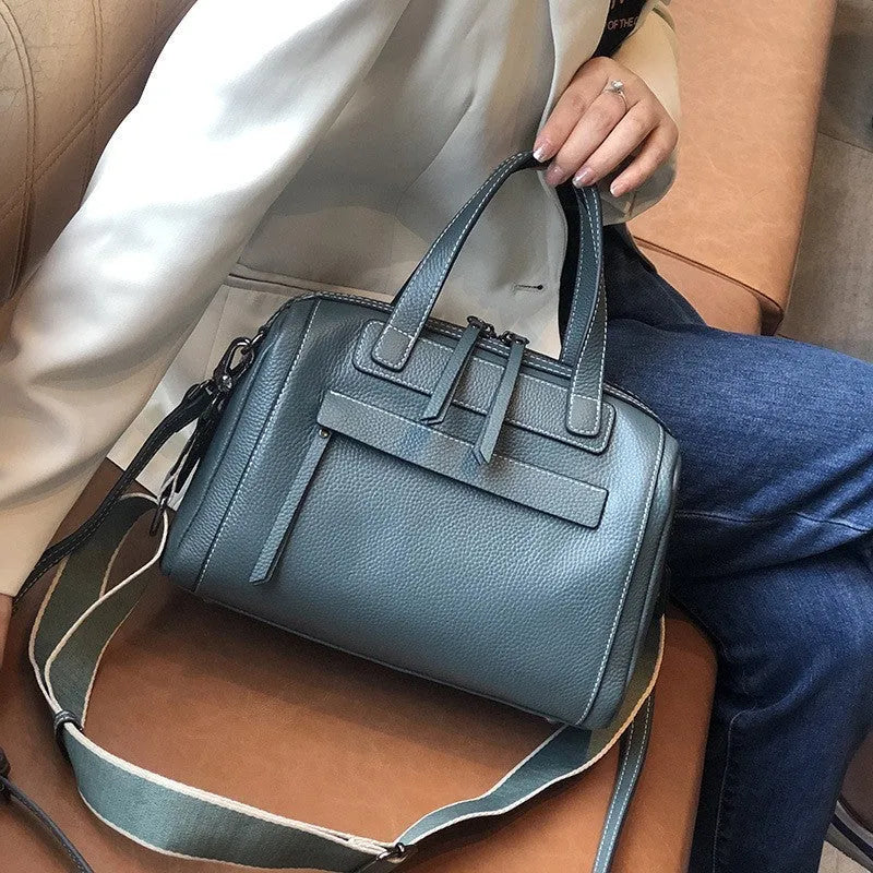 Genuine leather shoulder messenger bag with lychee grain pattern in horizontal square design