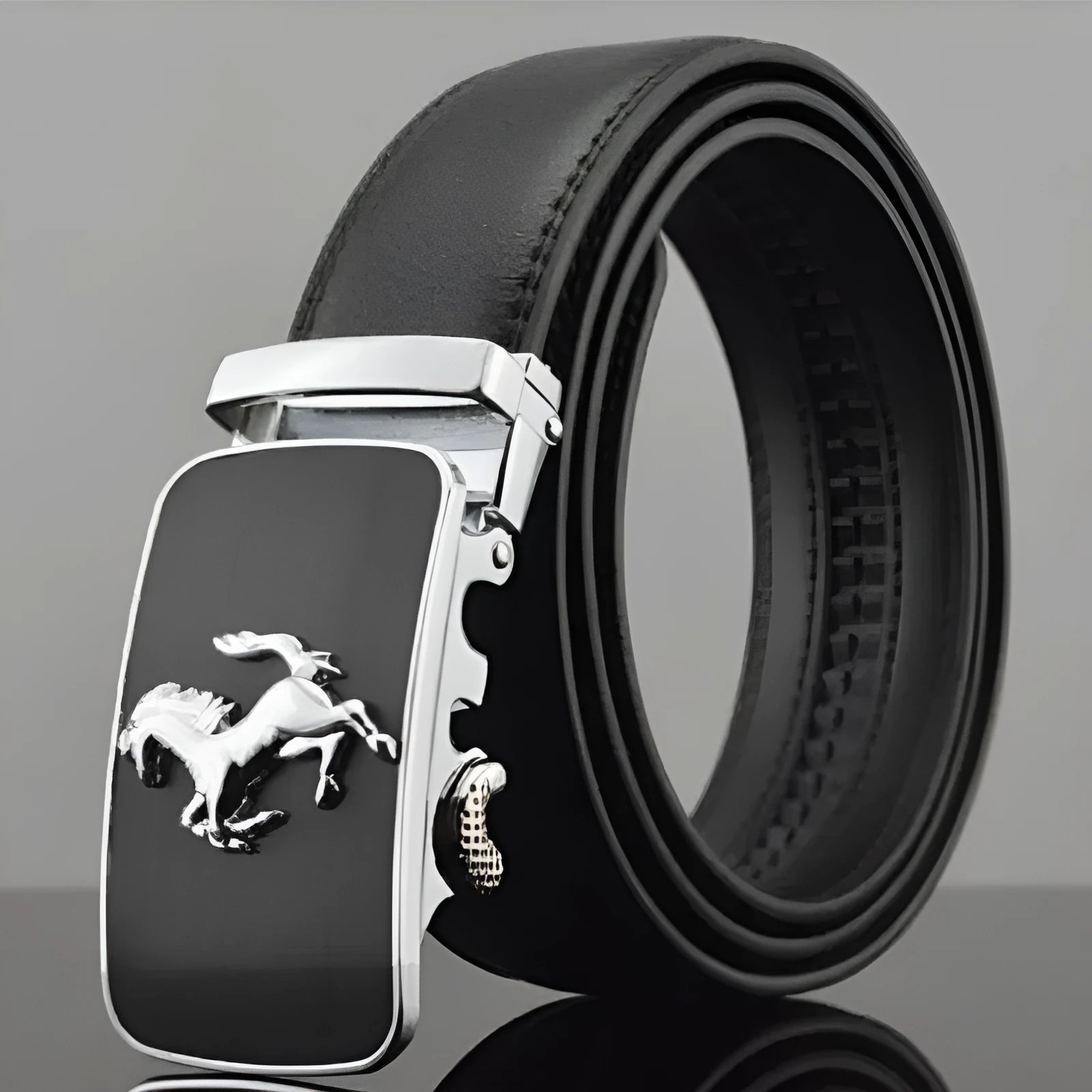 Men's cowhide leather belt with automatic buckle showing leopard print design