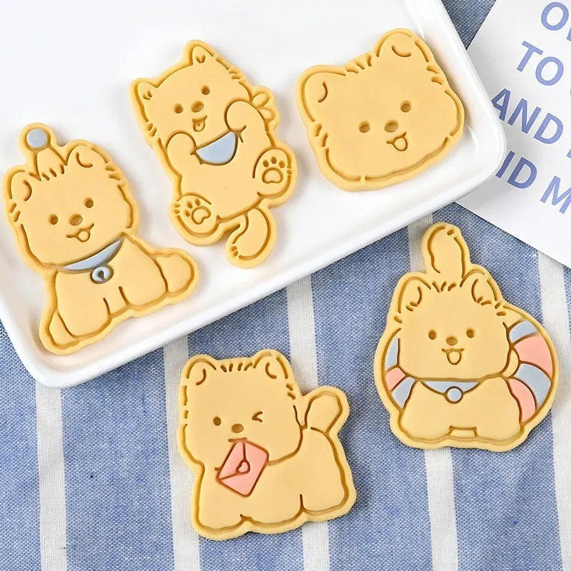 Three-dimensional plastic biscuit mould with puppy cartoon designs for cookie making