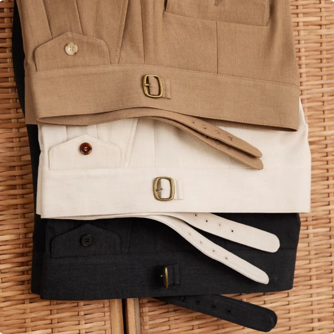 Men's slim fit straight leg trousers in wrinkle-resistant polyester fabric