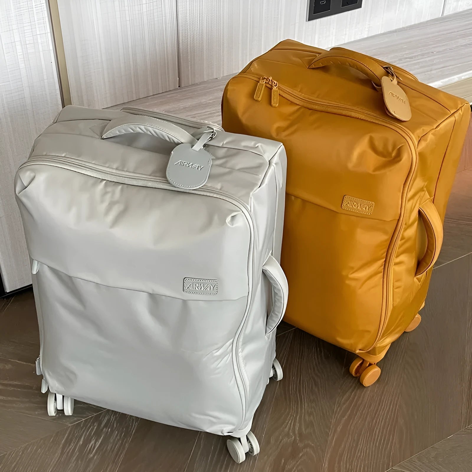 20-inch ultra-light waterproof Oxford cloth suitcase in bluestone green with universal wheels